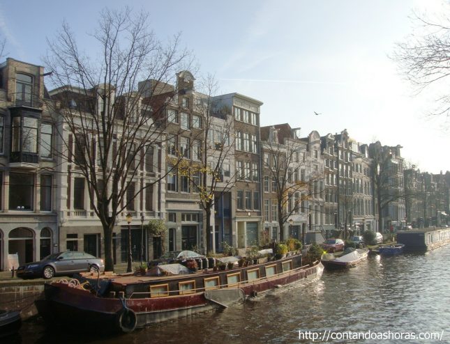 Os canais de Amsterdam