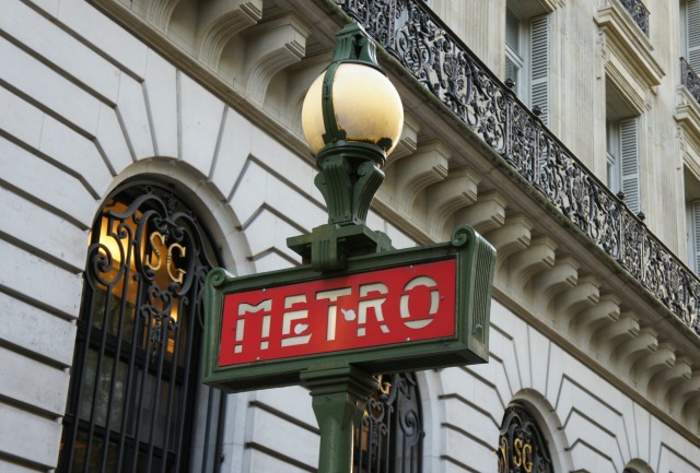 Como andar de Metro / RER em Paris