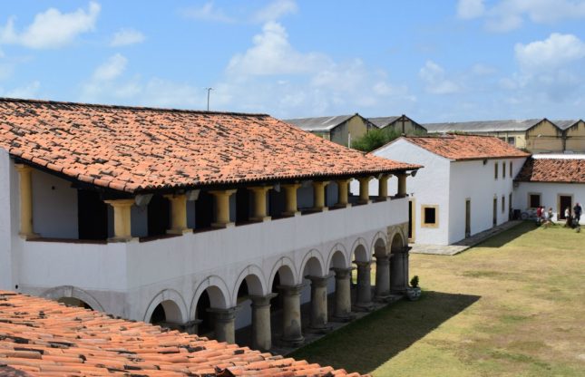 Paraíba: Litoral Norte, Forte de Santa Catarina e Por do Sol na Praia do Jacaré